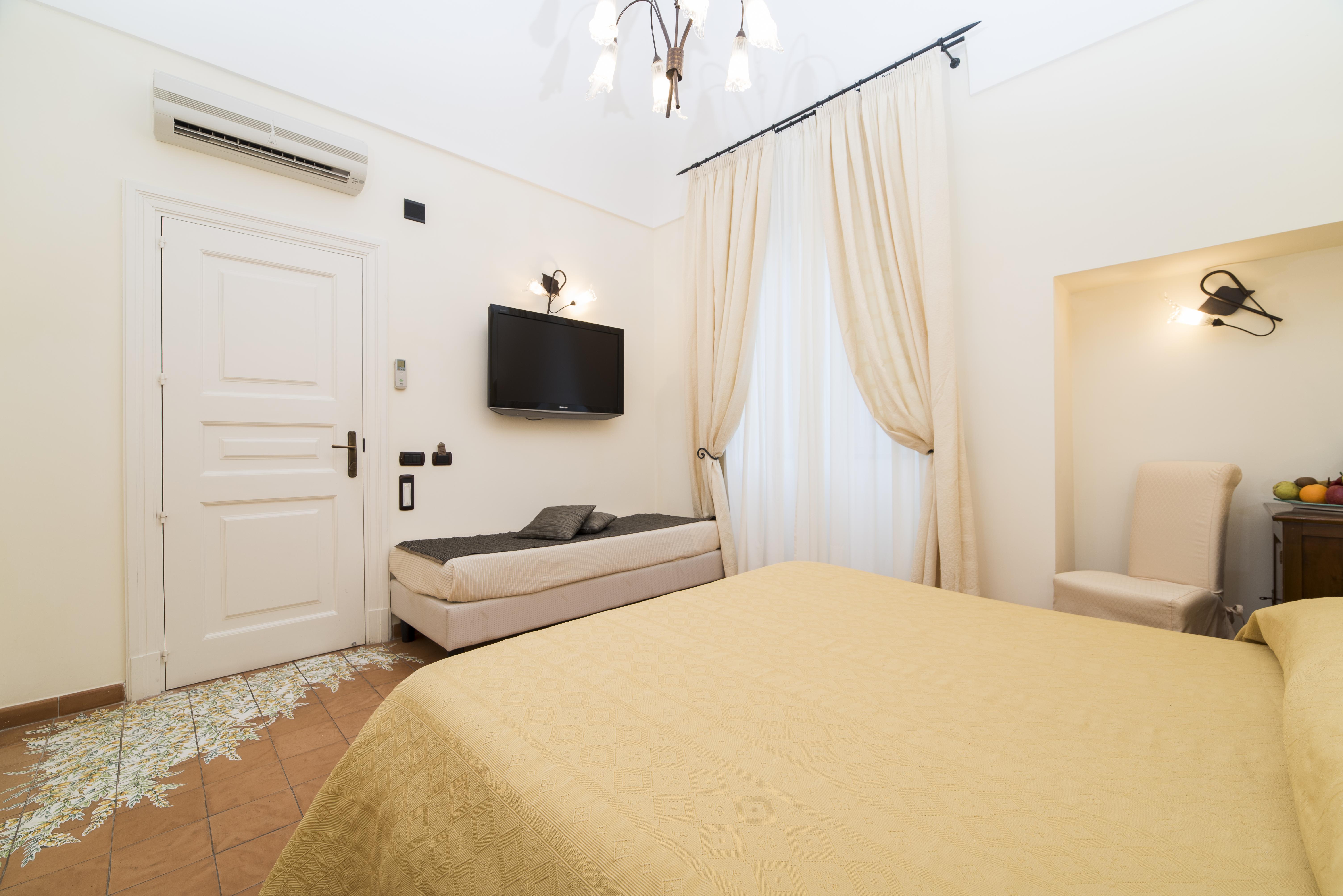 Hotel Villa Annalara Charme And Relax Amalfi Bagian luar foto