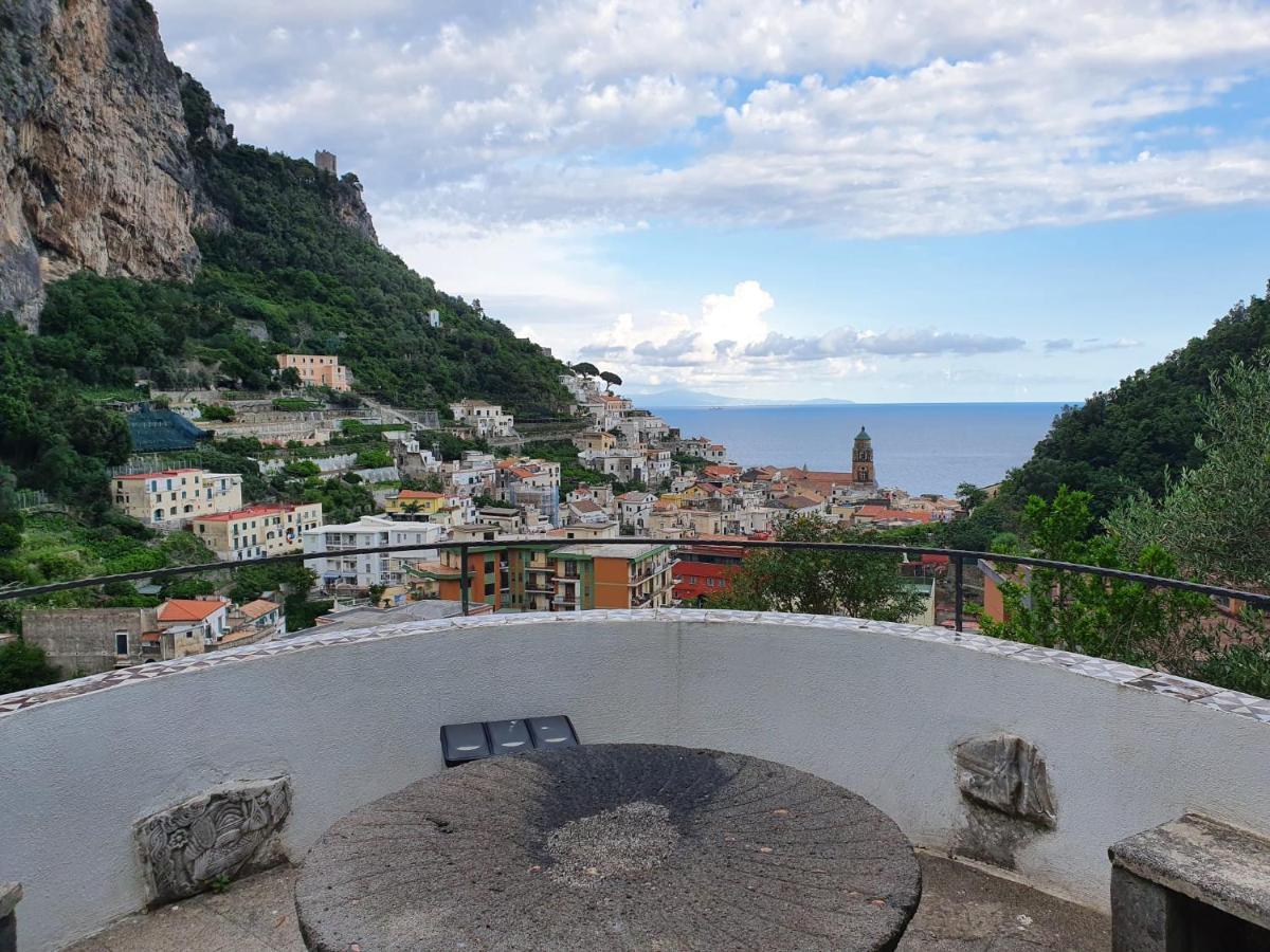 Hotel Villa Annalara Charme And Relax Amalfi Bagian luar foto